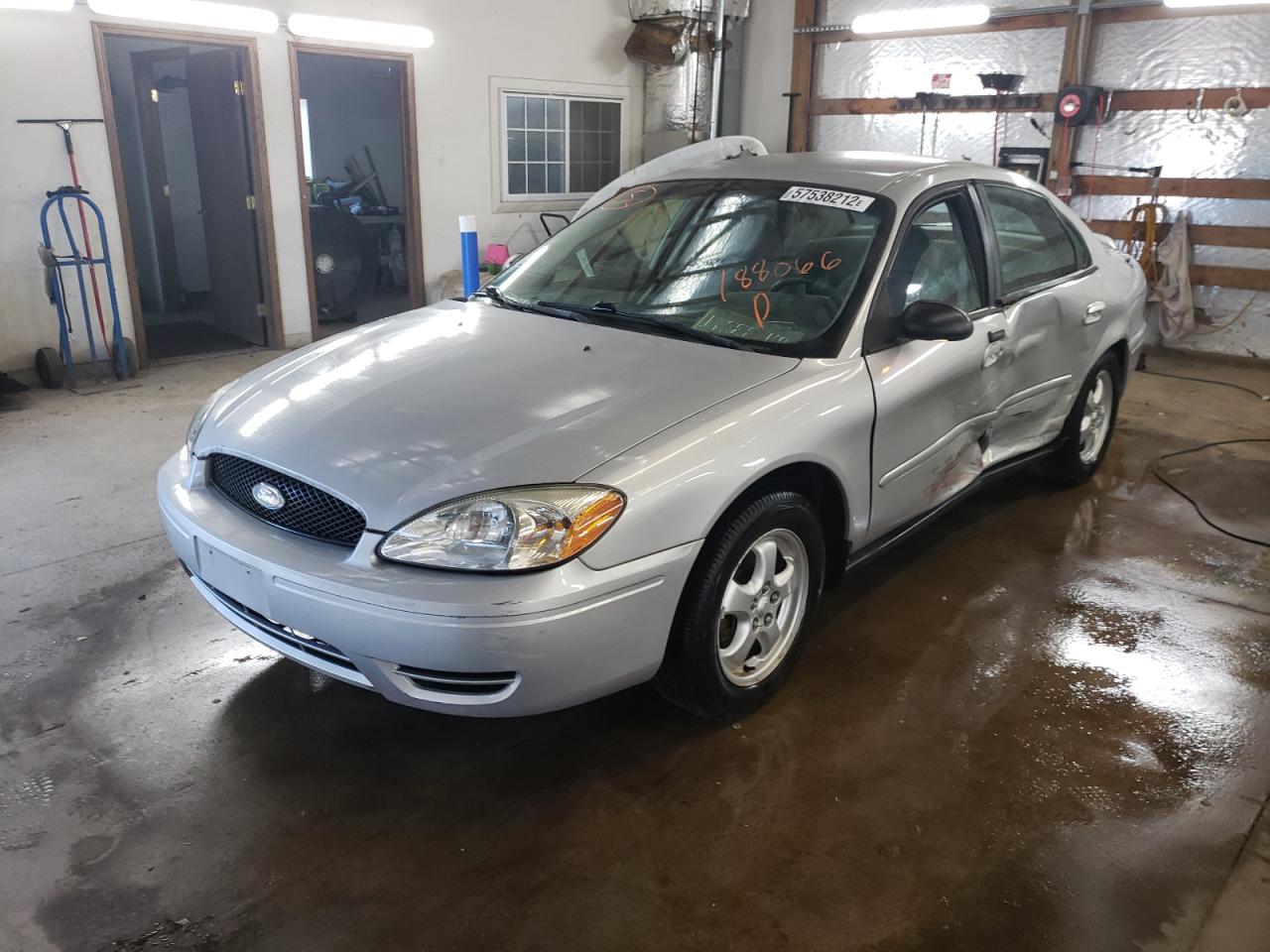 2005 FORD TAURUS SE VIN: 1FAFP53235A188066