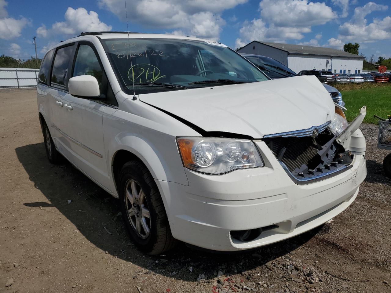 2010 CHRYSLER TOWN & COUNTRY TOURING VIN: 2A4RR5D12AR113947