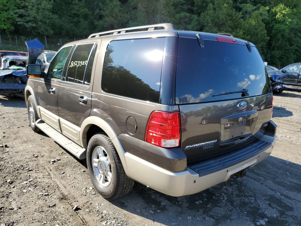 2005 FORD EXPEDITION EDDIE BAUER VIN: 1FMFU185X5LA14803