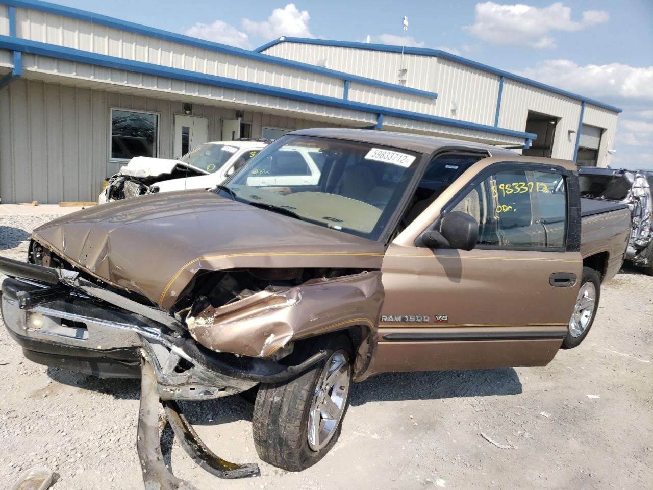 2000 DODGE RAM 1500 VIN: 1B7HC13Z8YJ146713