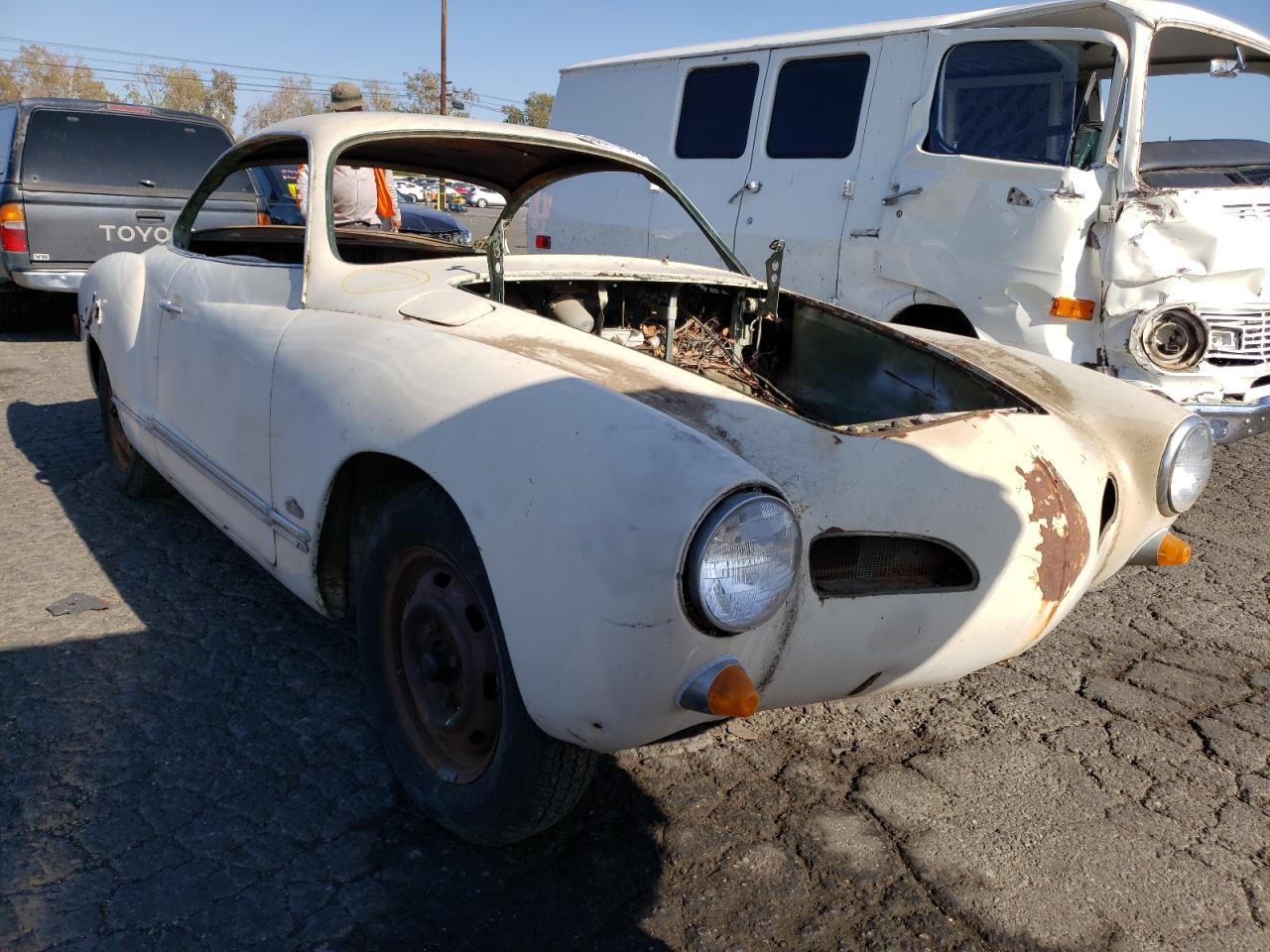1969 VOLKSWAGEN KARMANGHIA VIN: 149760467