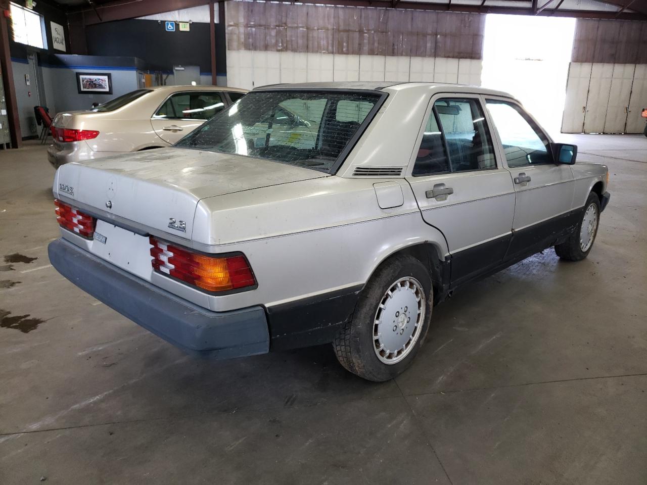 1986 MERCEDES-BENZ 190 E 2.3 VIN: WDBDA24DXGF204866