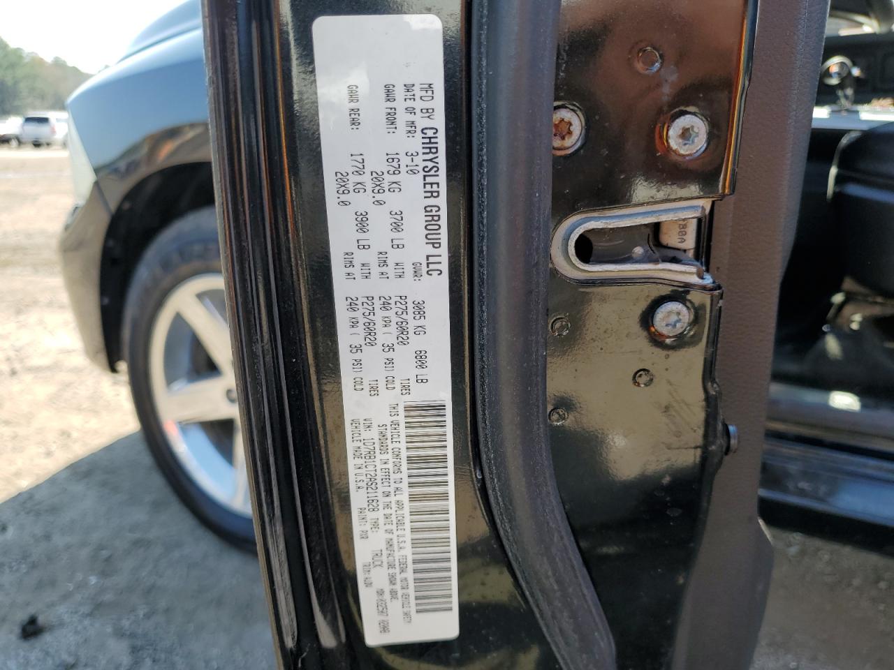 2010 DODGE RAM 1500 VIN: 1D7RB1CT2AS211628