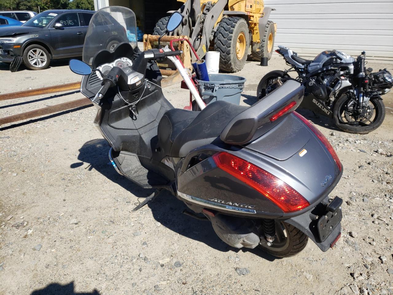2004 APRILIA ATLANTIC 500 VIN: ZD4PTC0004S001168