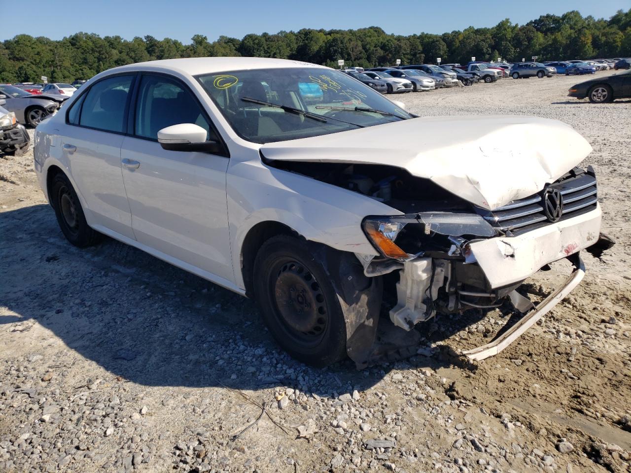 2014 VOLKSWAGEN PASSAT S VIN: 1VWAS7A38EC112516
