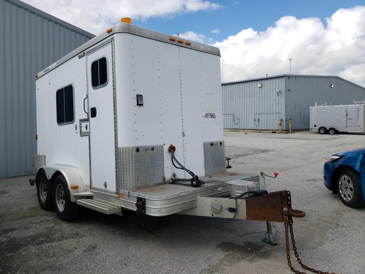 2000 FEATHERLITE MFG INC FEATHERLIT VIN: 4FGL01123YC028303