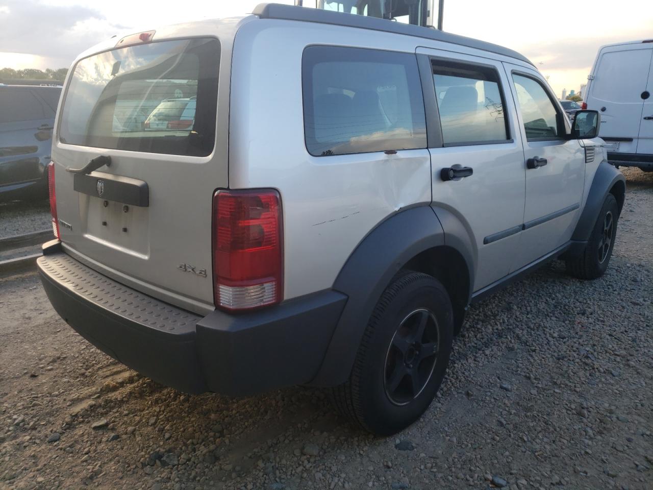 2008 DODGE NITRO SXT VIN: 1D8GU28K58W252762