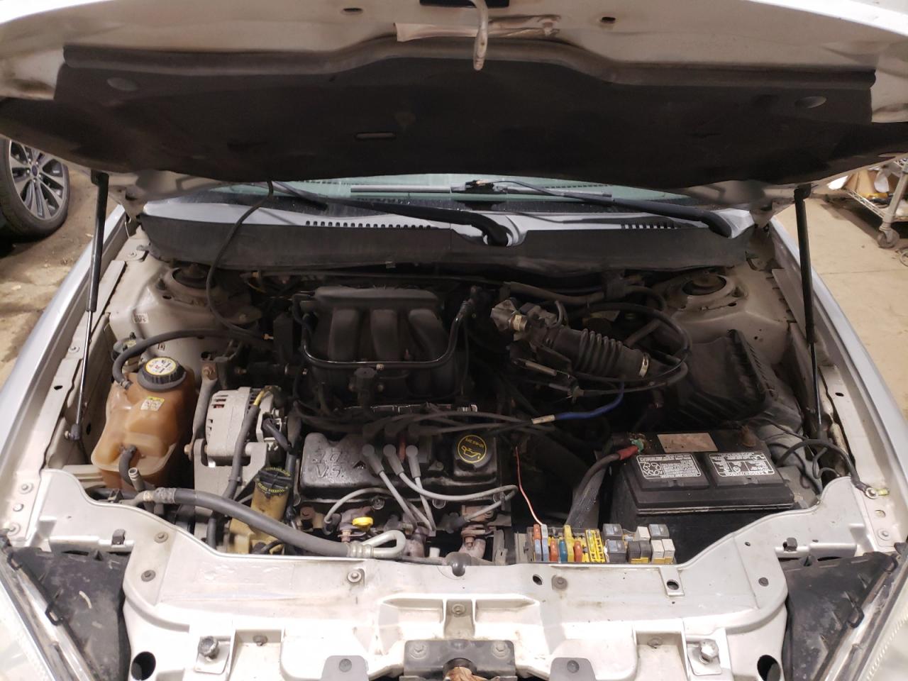2007 FORD TAURUS SE VIN: 1FAFP53U07A119503