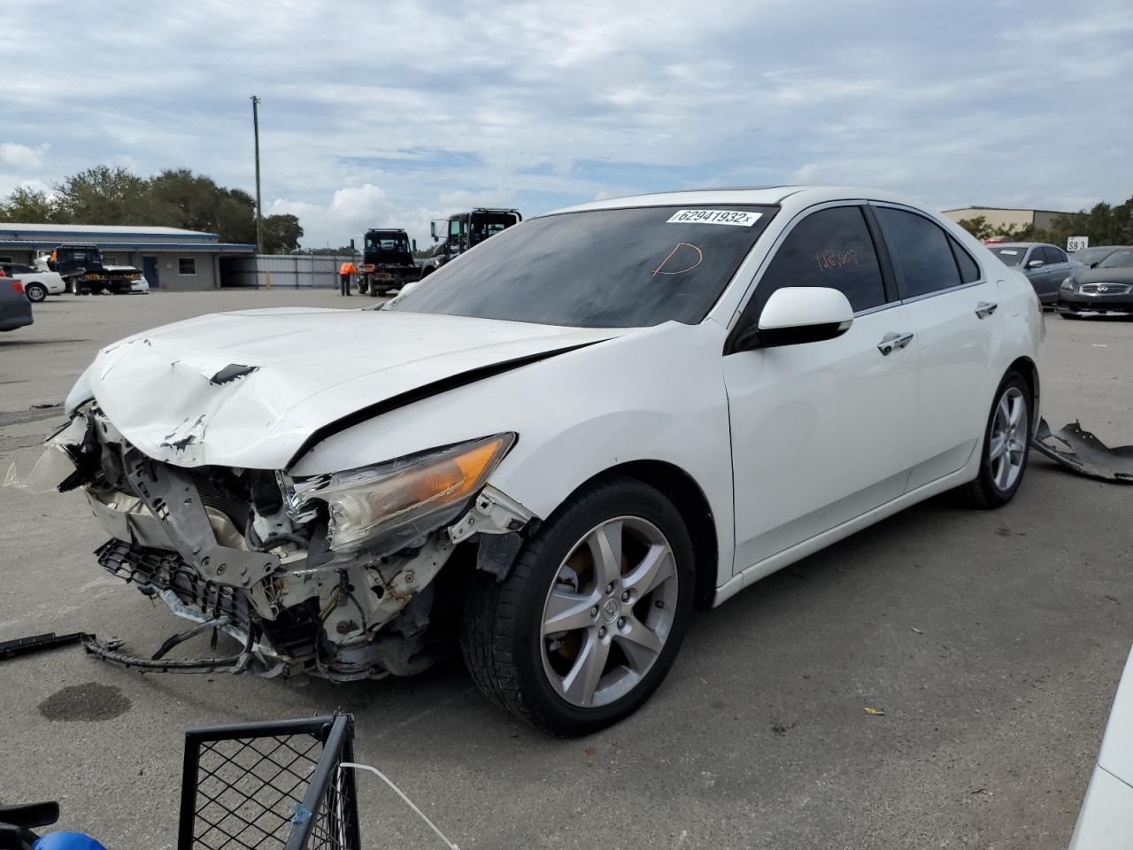 2013 ACURA TSX VIN: JH4CU2F41DC004455