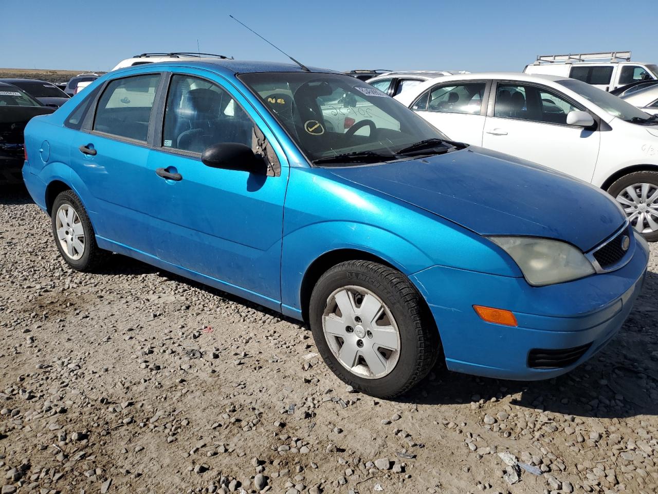 2007 FORD FOCUS ZX4 VIN: 1FAFP34N57W145609