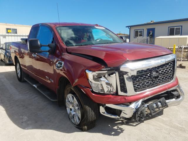 VIN KMHTC6AE2EU206949 2017 NISSAN TITAN SV no.1