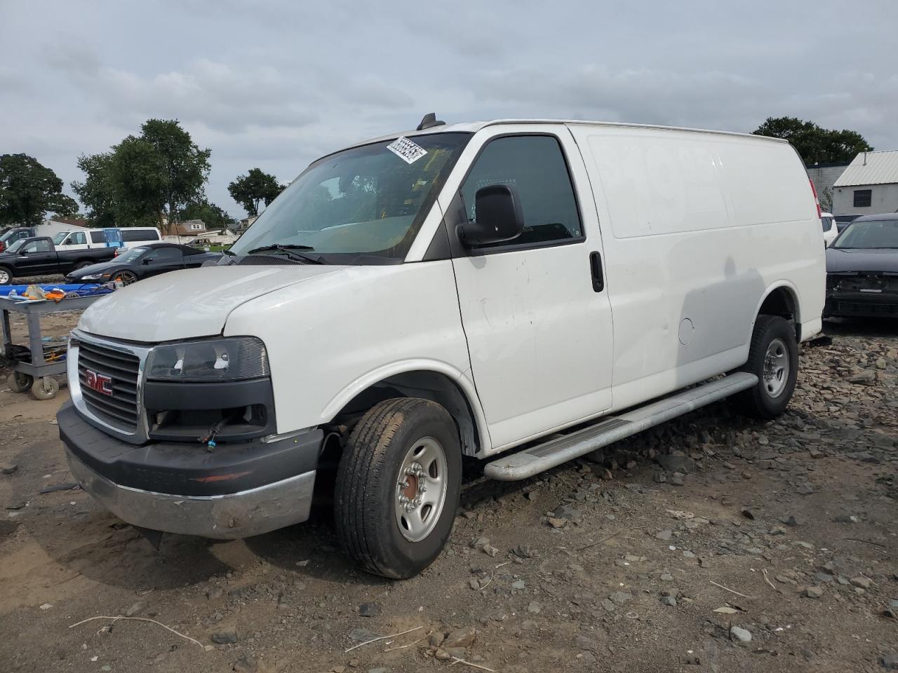 GMC Savana 2500 van