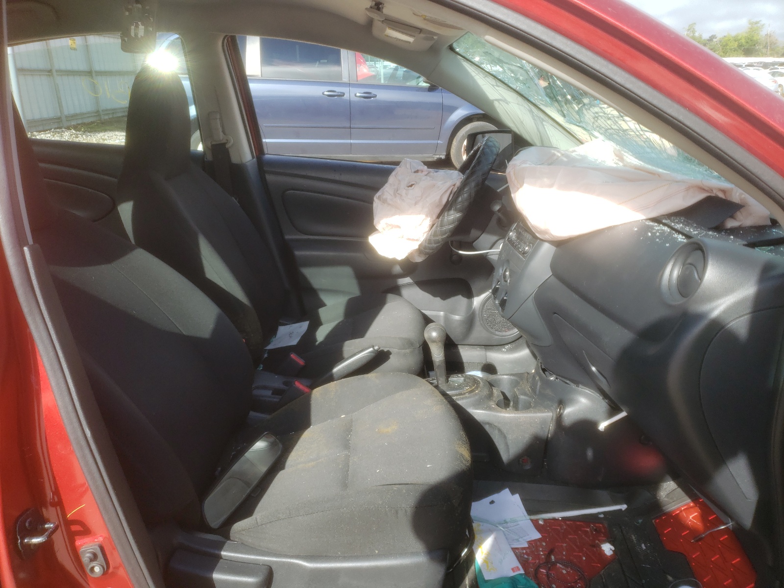 2017 Nissan Versa - Image 5