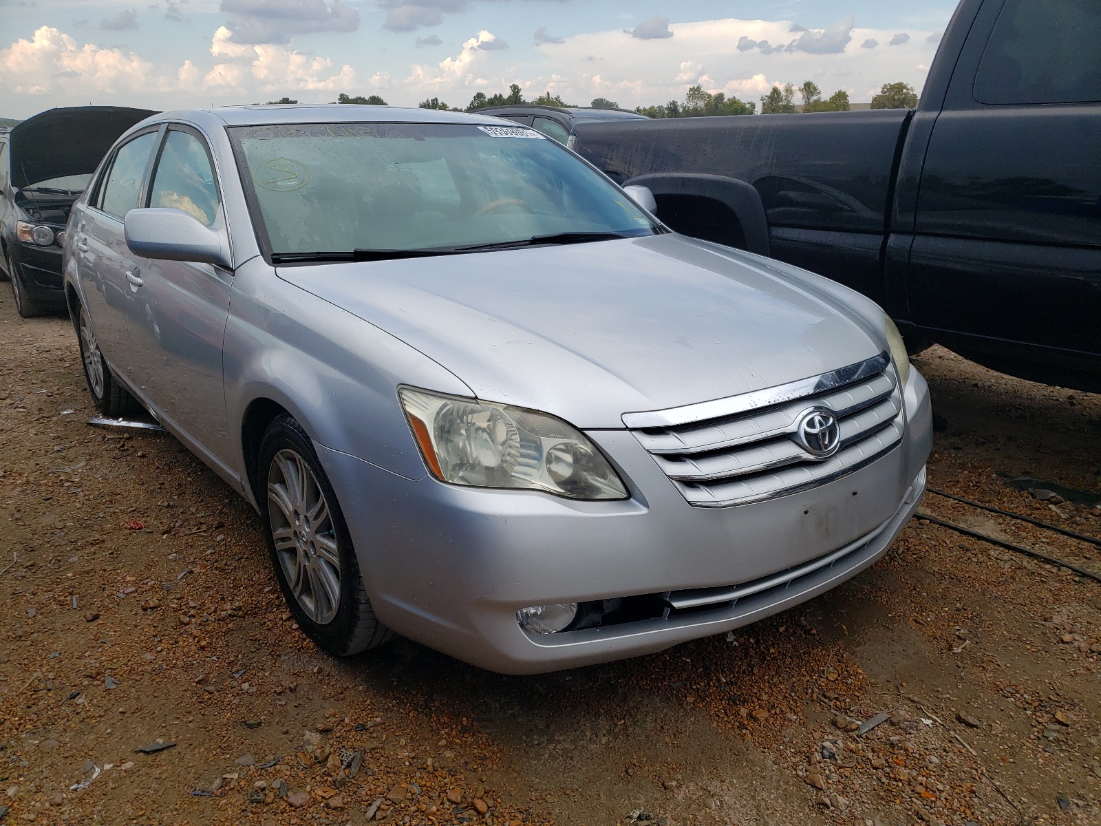 2005 Toyota Avalon Xl VIN: 4T1BK36B95U044040 Lot: 59369691