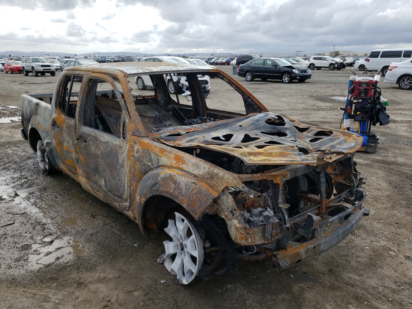 NISSAN FRONTIER S