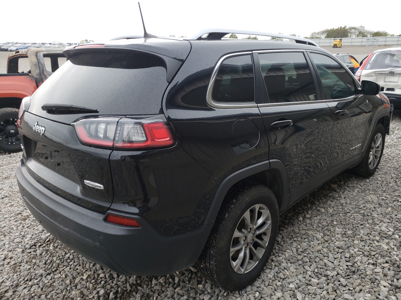 1C4PJMLB3KD319730 2019 Jeep Cherokee Latitude Plus