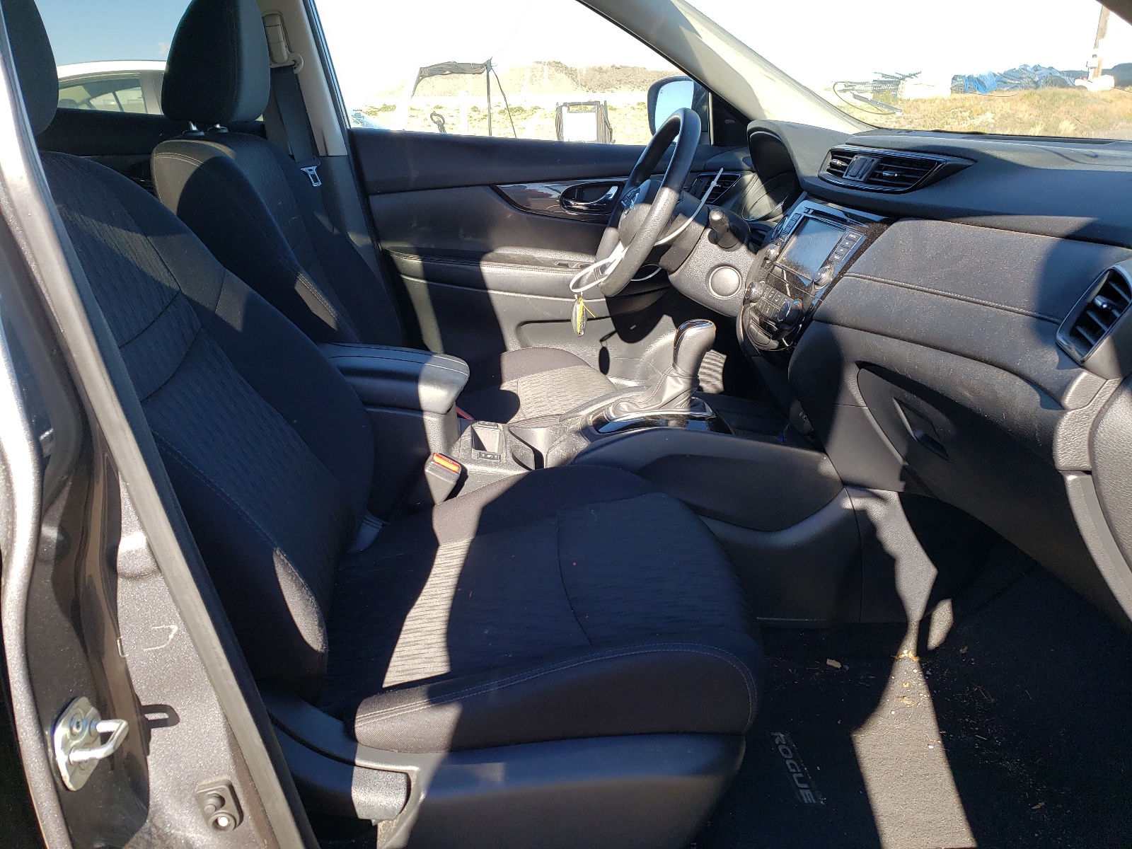 VIN: 5N1AT2MVXKC806759 2019 NISSAN ROGUE
