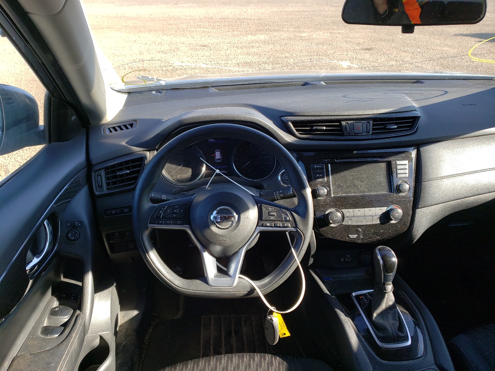 VIN: 5N1AT2MVXKC806759 2019 NISSAN ROGUE
