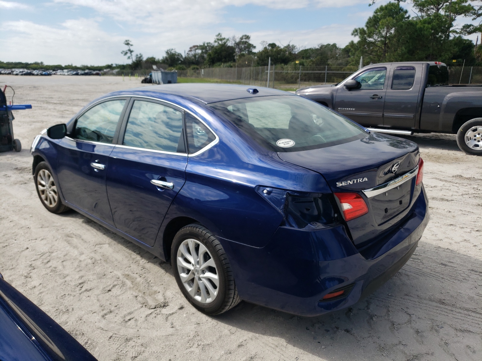 2019 Nissan Sentra - Image 3