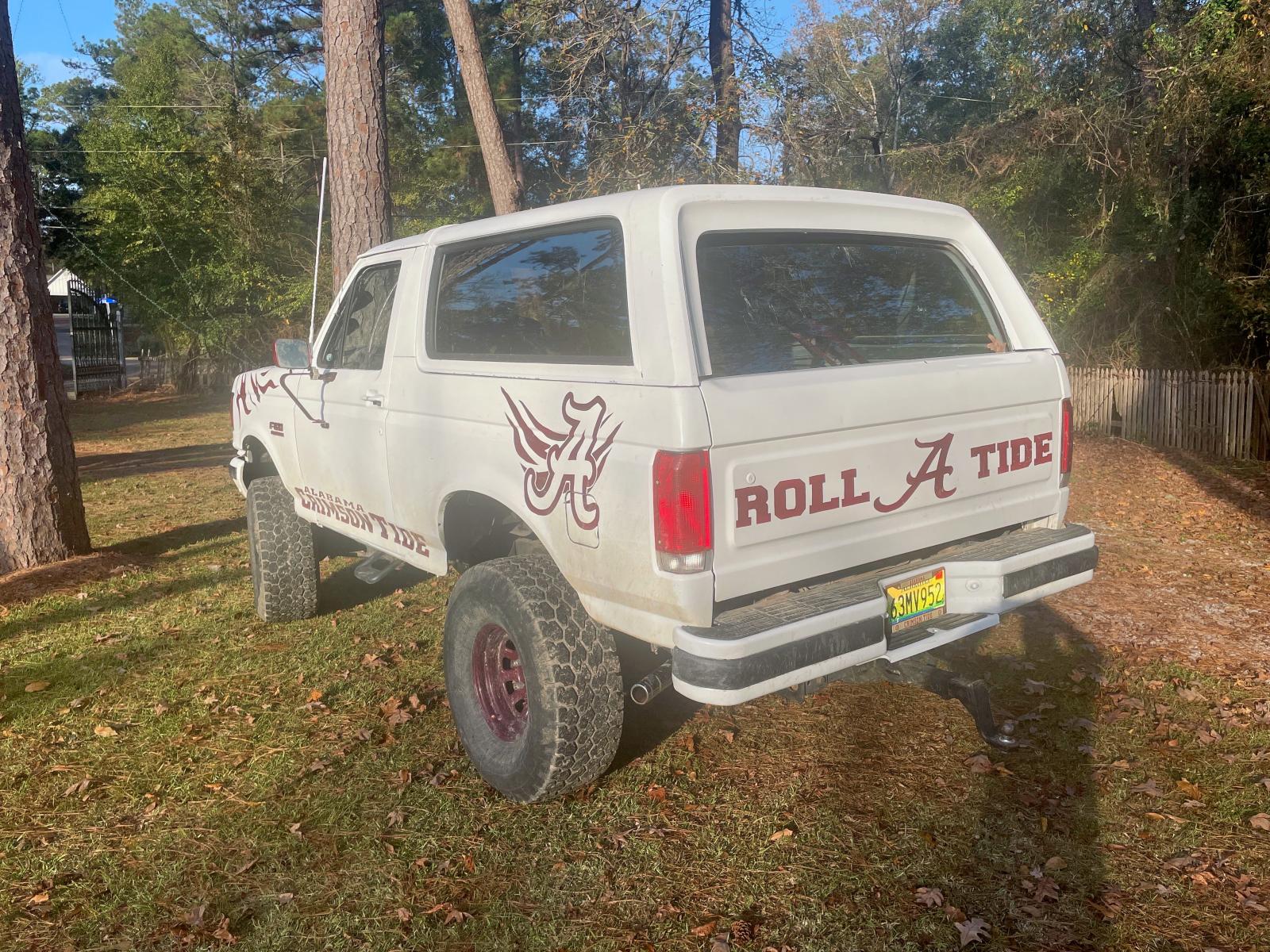 1988 Ford Bronco U100 VIN: 1FMEU15H6JLA65719 Lot: 70603672