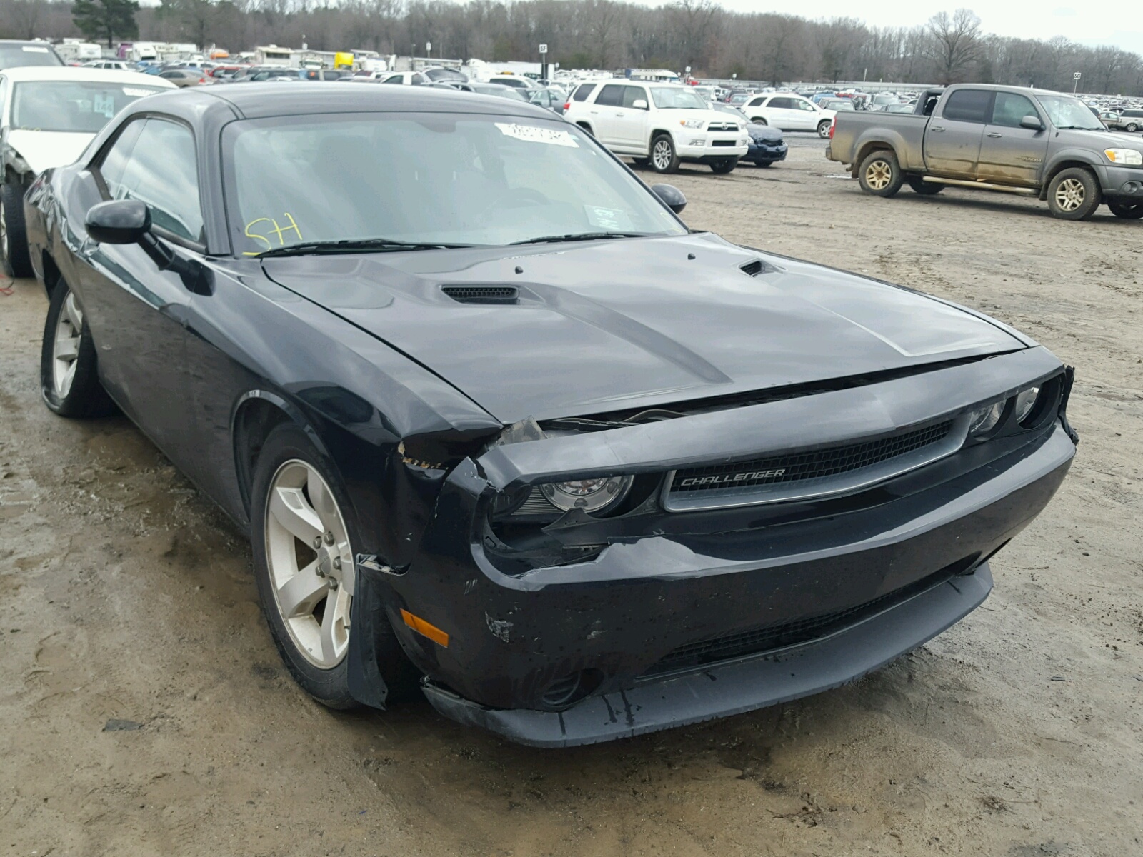 Salvaged DODGE CHALLENGER For Auction - AutoBidMaster