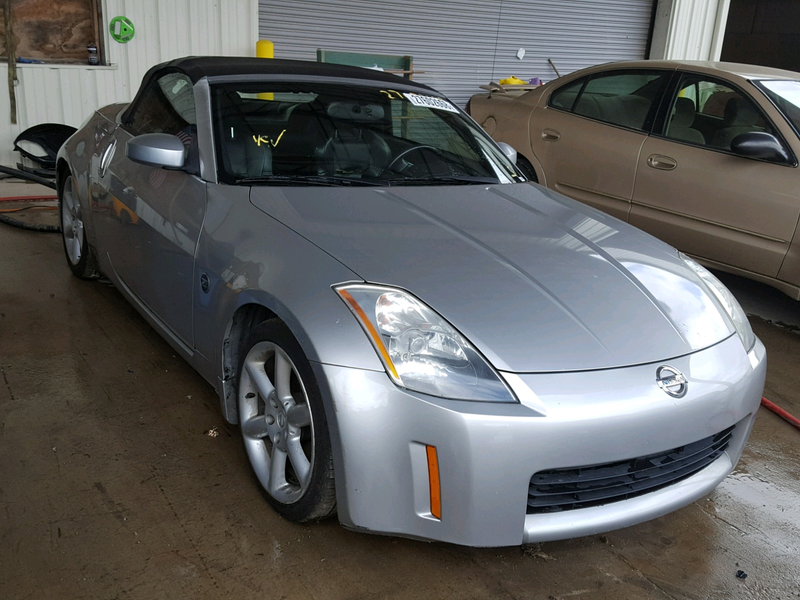 Salvaged NISSAN 350Z for Auction - AutoBidMaster