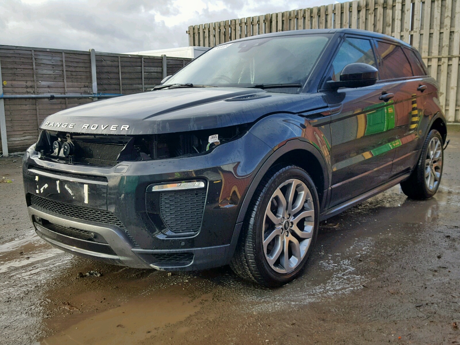 Land rover r