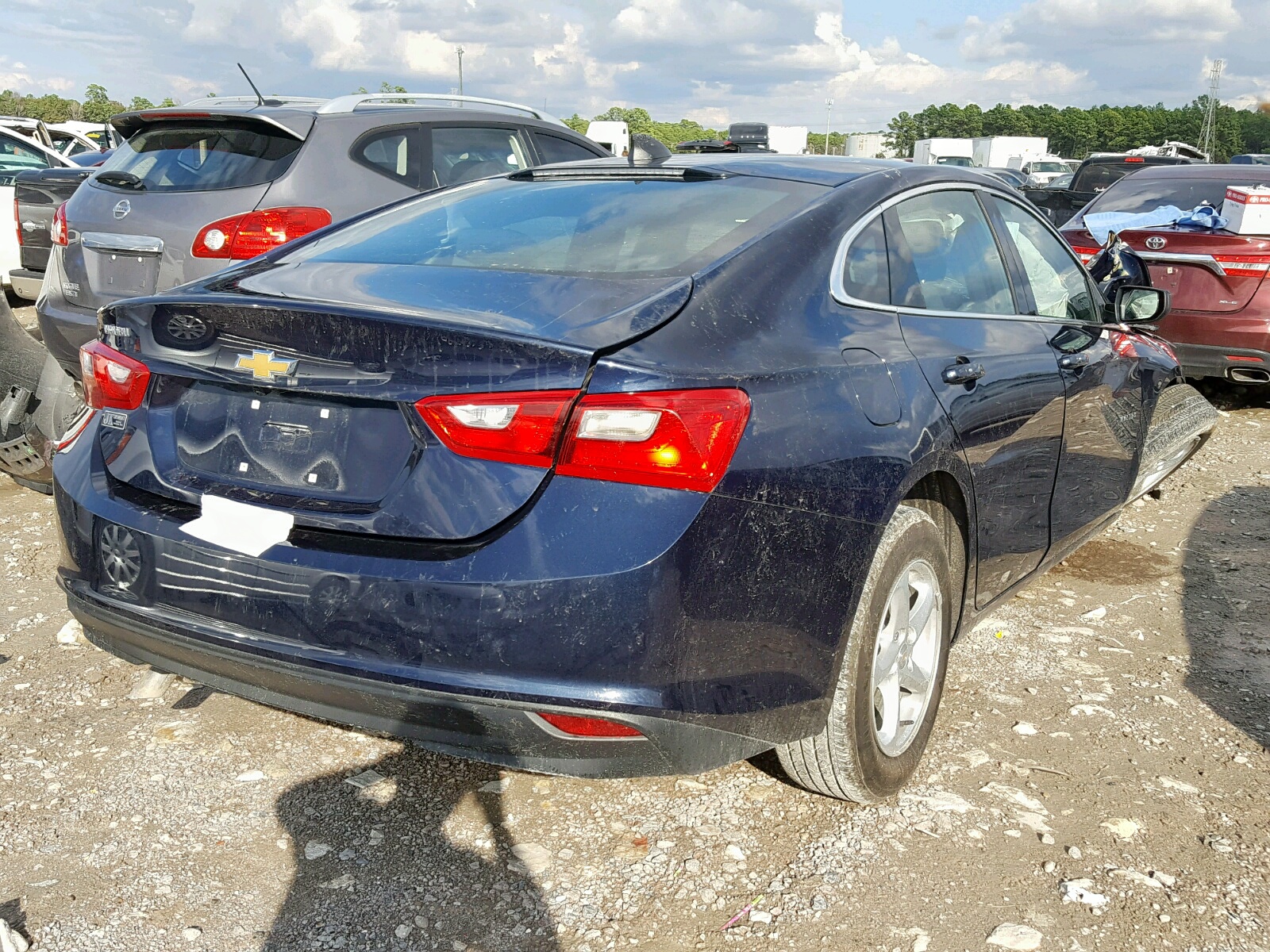 2018 Chevrolet Malibu - Image 4