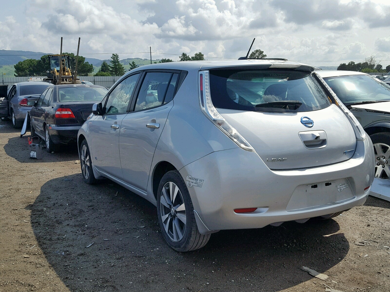 Nissan leaf s