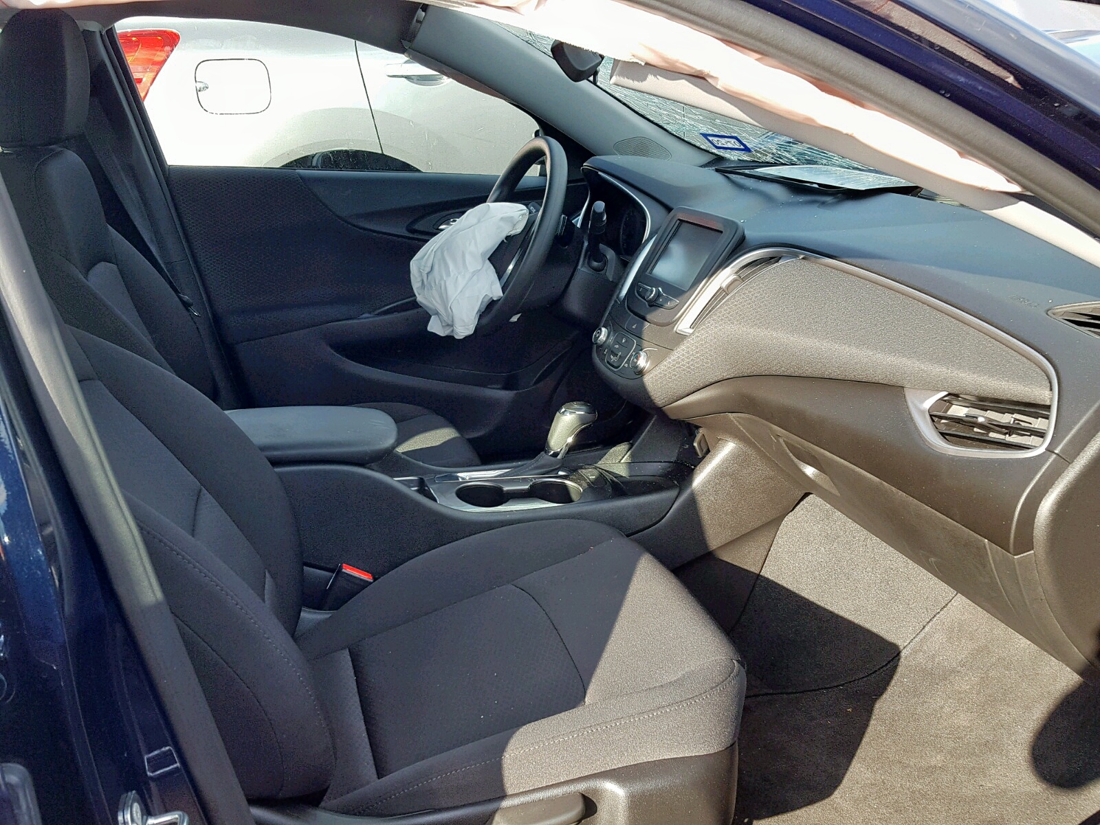 2018 Chevrolet Malibu - Image 5