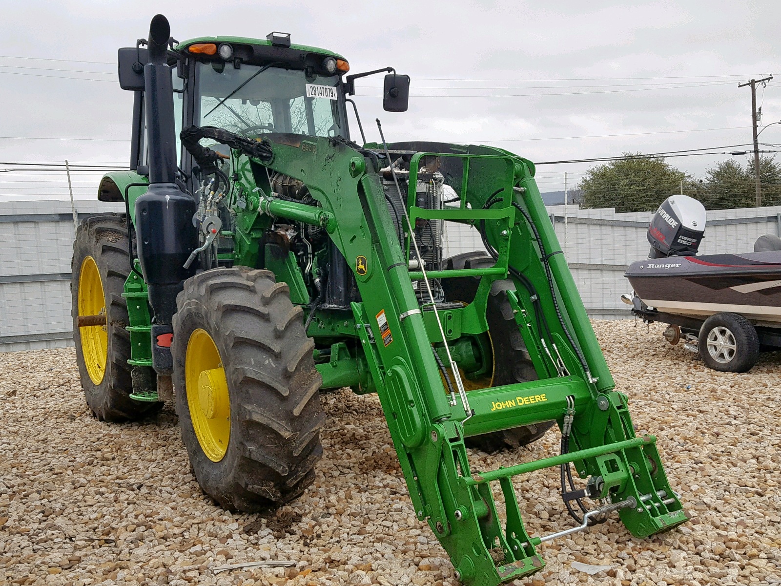 2017 JOHN DEERE TRACTOR for Sale TX DALLAS Thu. Apr 11, 2019