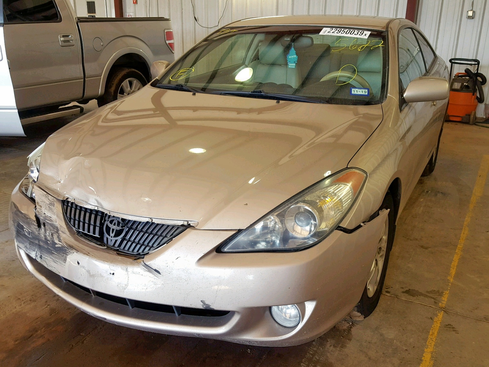 2005 toyota camry solara se