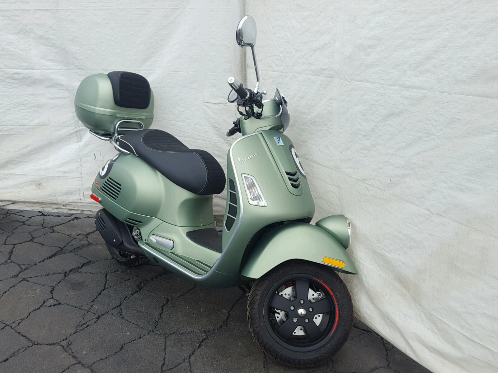 Salvage 2018 Vespa SCOOTER for Sale from Copart