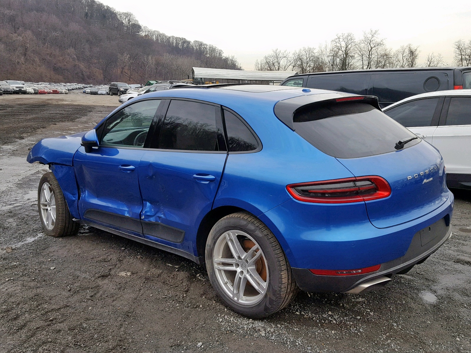 2017 Porsche Macan for sale at Copart Marlboro, NY Lot# 56545928