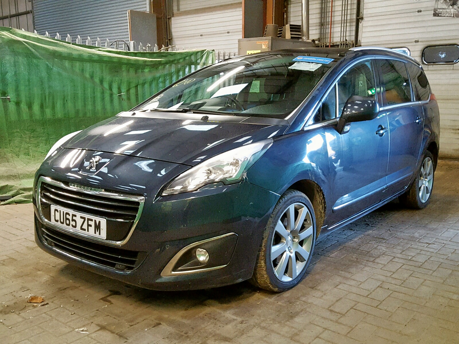 Peugeot 5008 2015