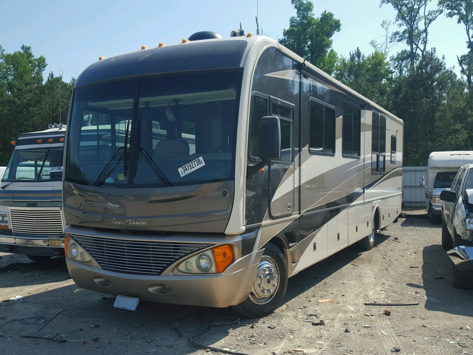 2004 Workhorse Custom Chassis Motorhome for sale at Copart Sandston, VA