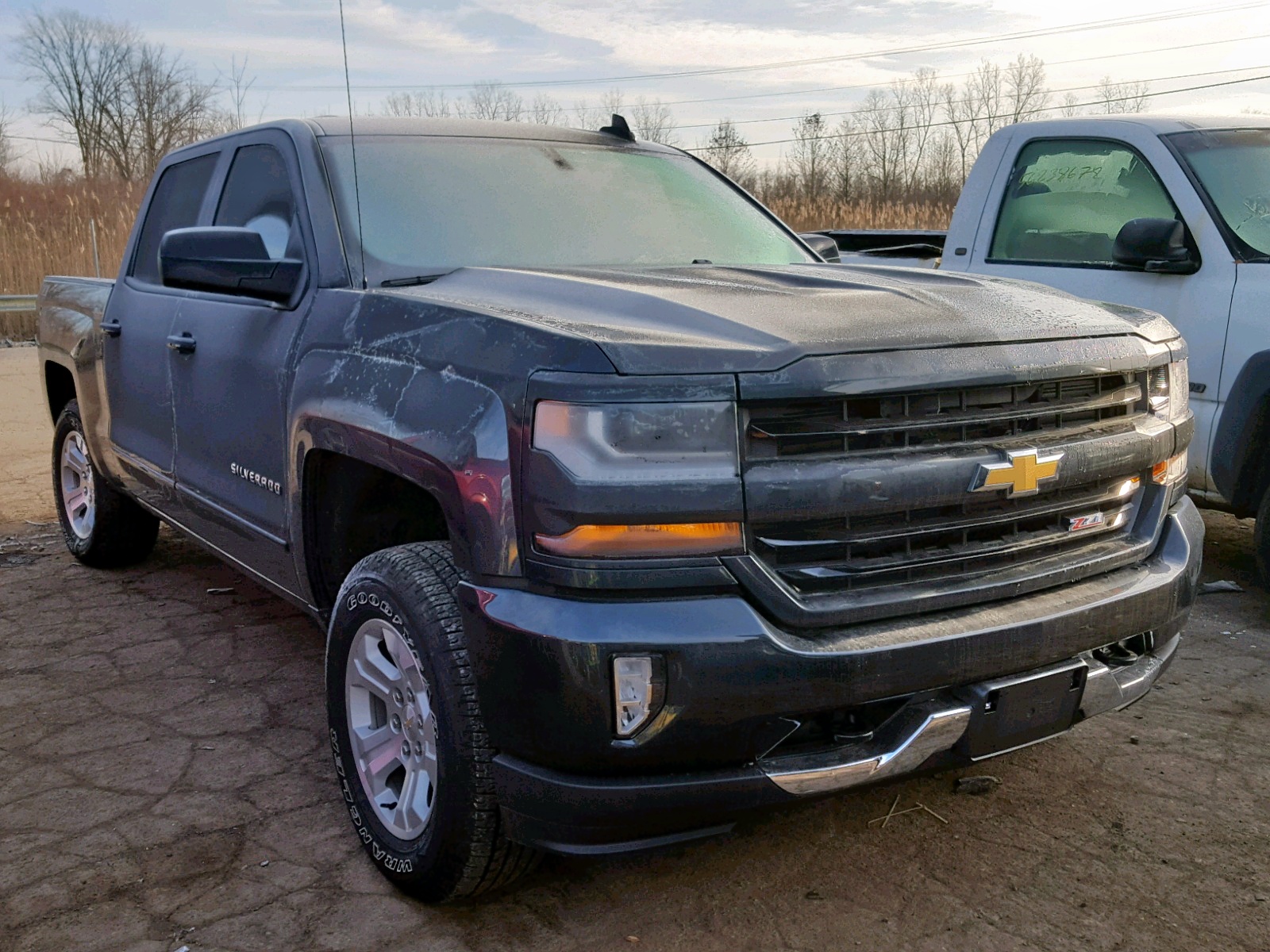 Salvage 2018 Chevrolet SILVERADO Truck for Sale