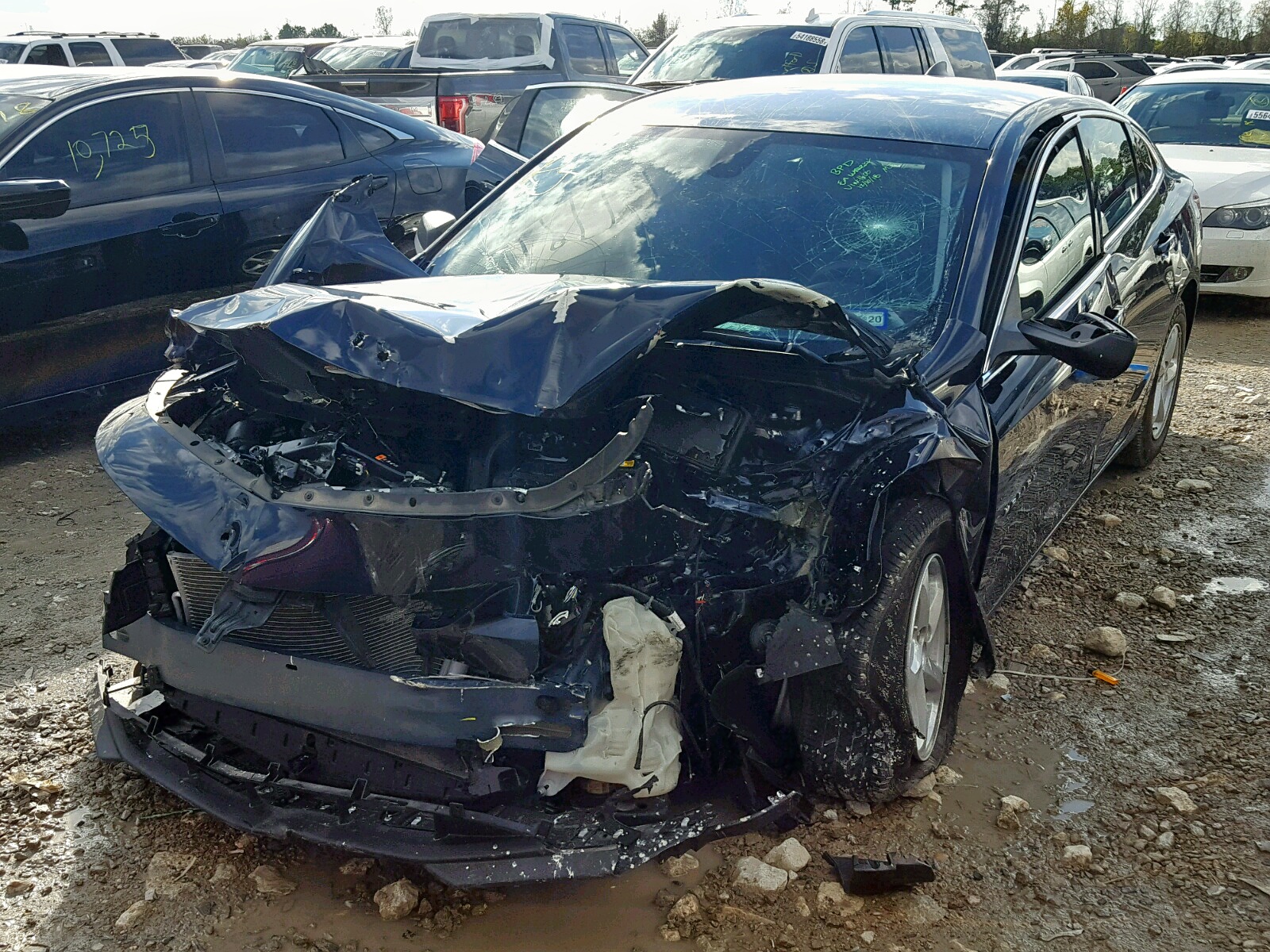 2018 Chevrolet Malibu - Image 2