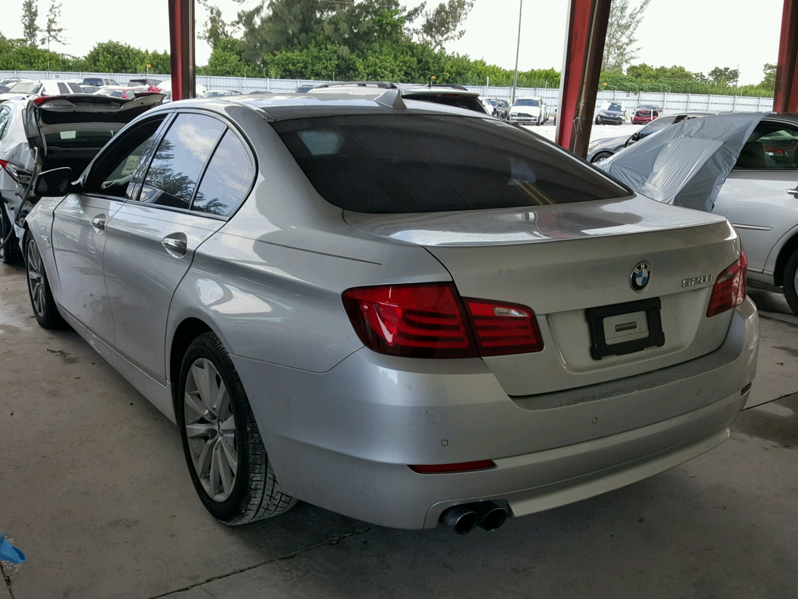 WBAFR1C54BC747922 2011 BMW 528 I