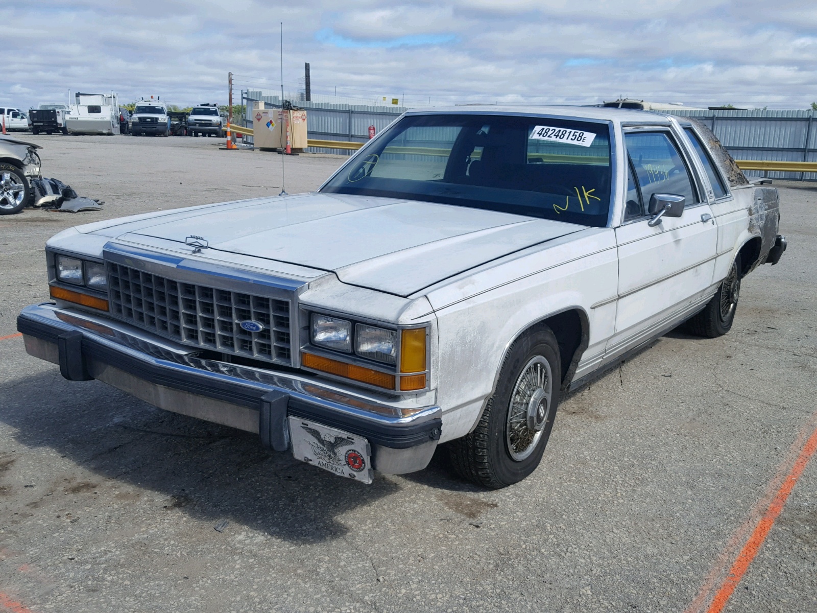 Ford ltd 1986