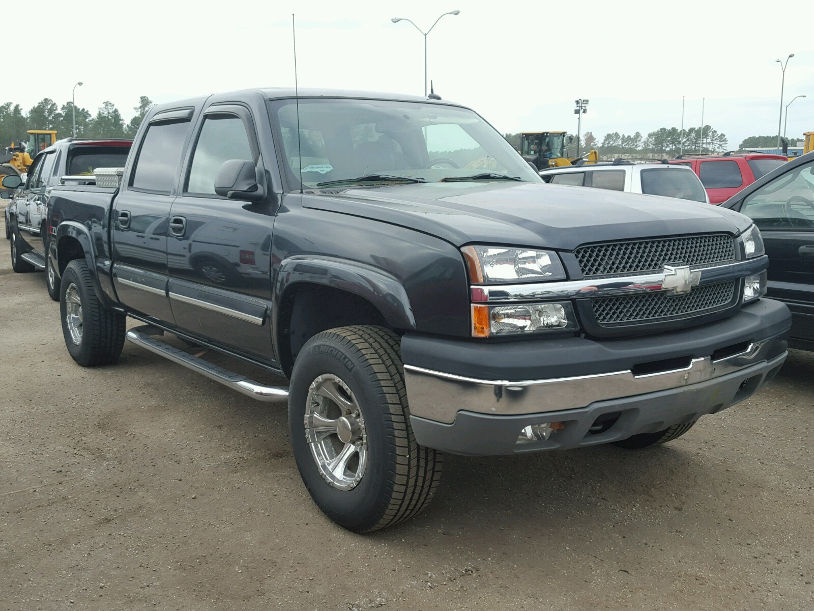 Salvage 2004 Chevrolet SILVERADO Truck for Sale