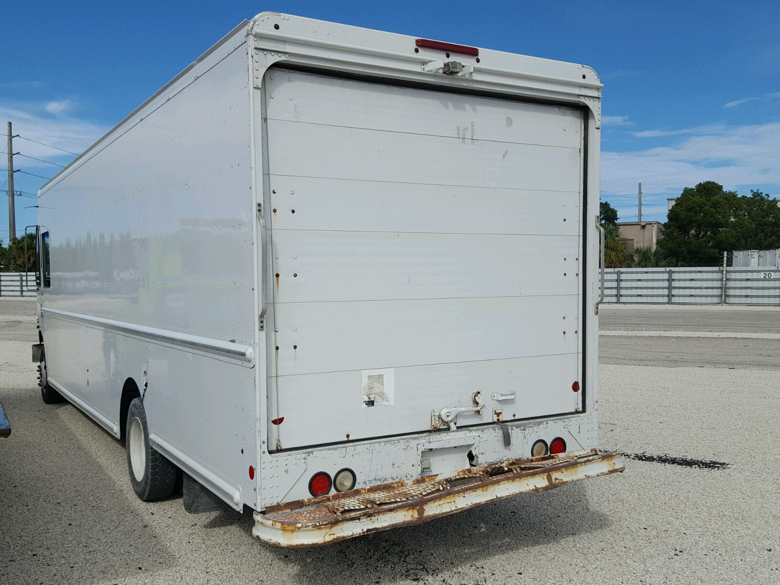 2009 Workhorse Custom Chassis Commercial 4.5L 6 in FL Miami Central