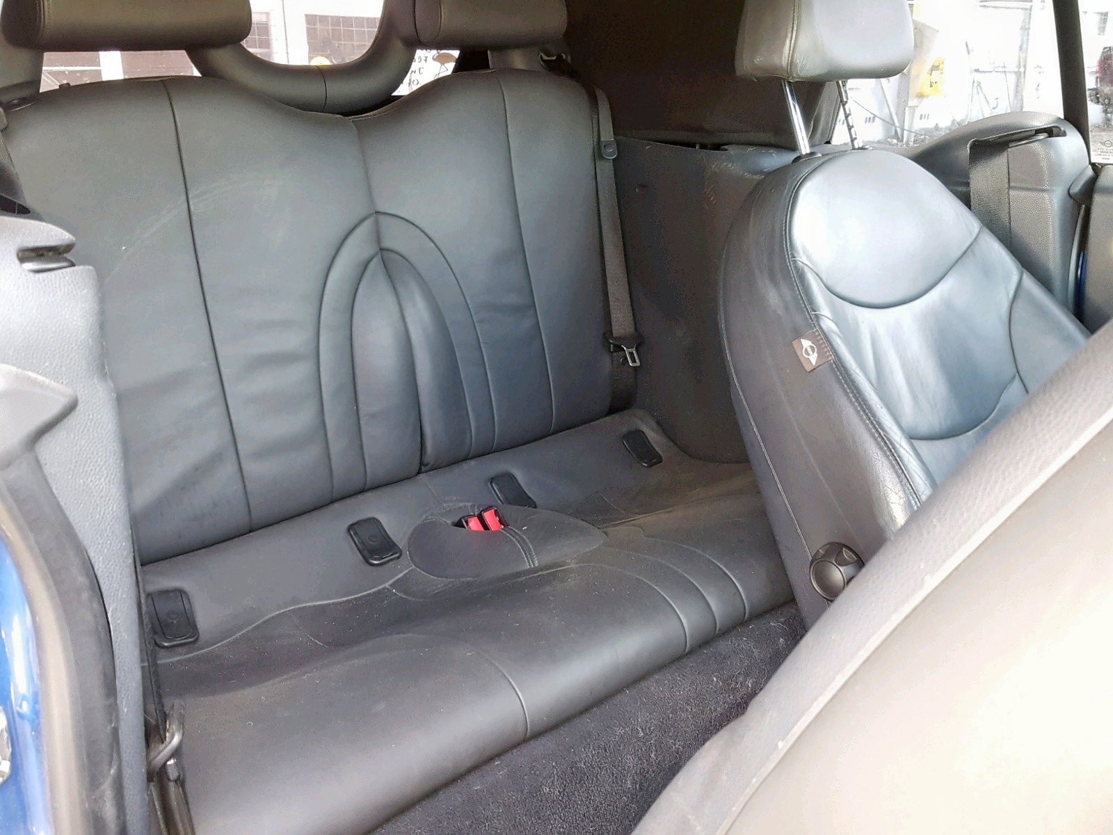 2005 Mini Cooper S VIN: WMWRH33405TF81165 Lot: 31911659