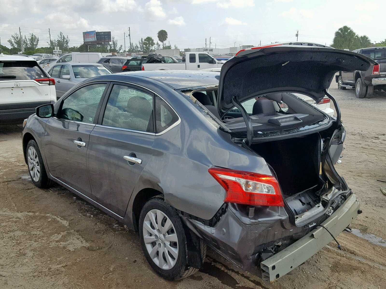 2017 Nissan Sentra S VIN: 3N1AB7AP2HL706021 Lot: 64703304