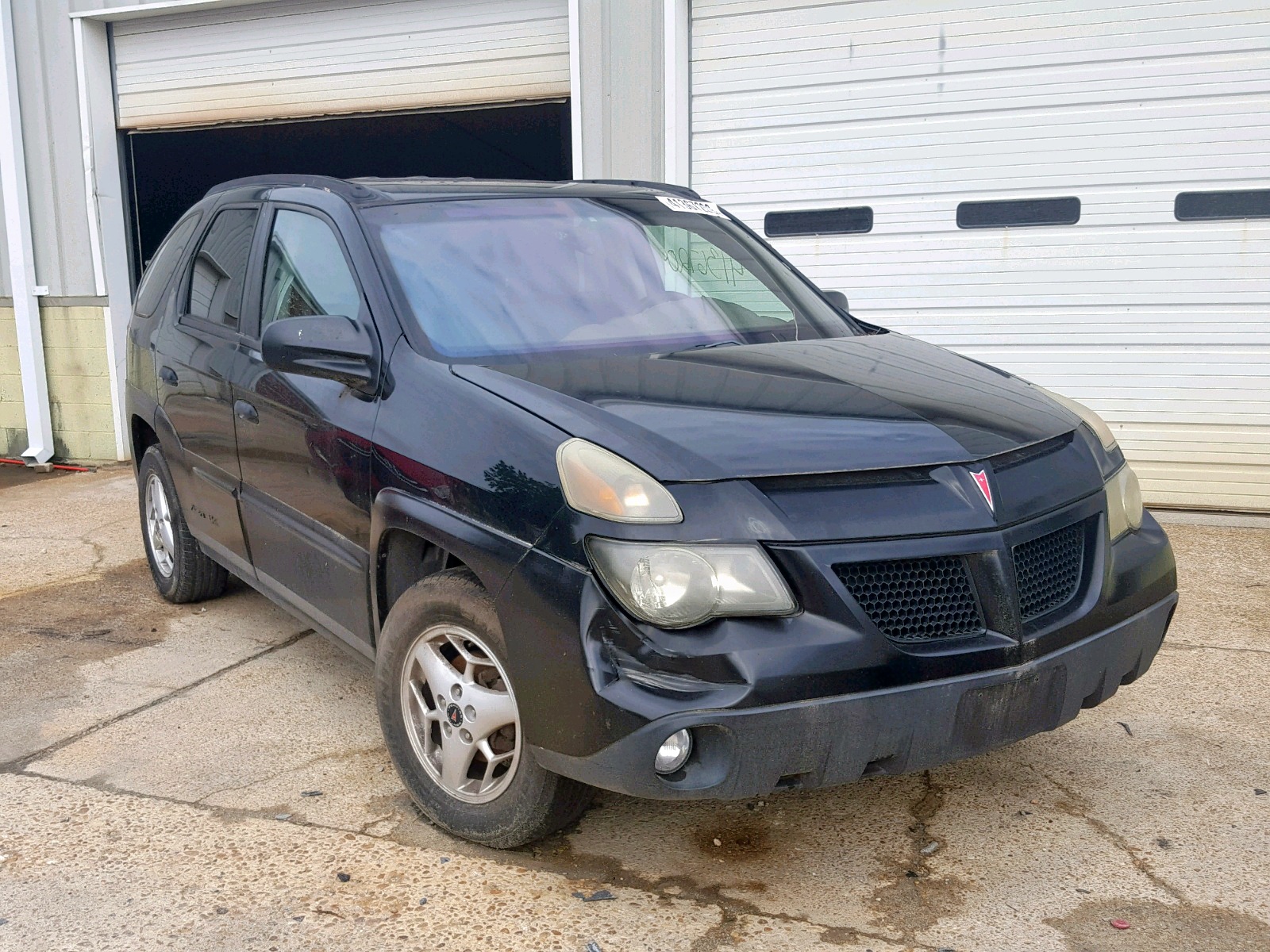 Машина Pontiac Aztek