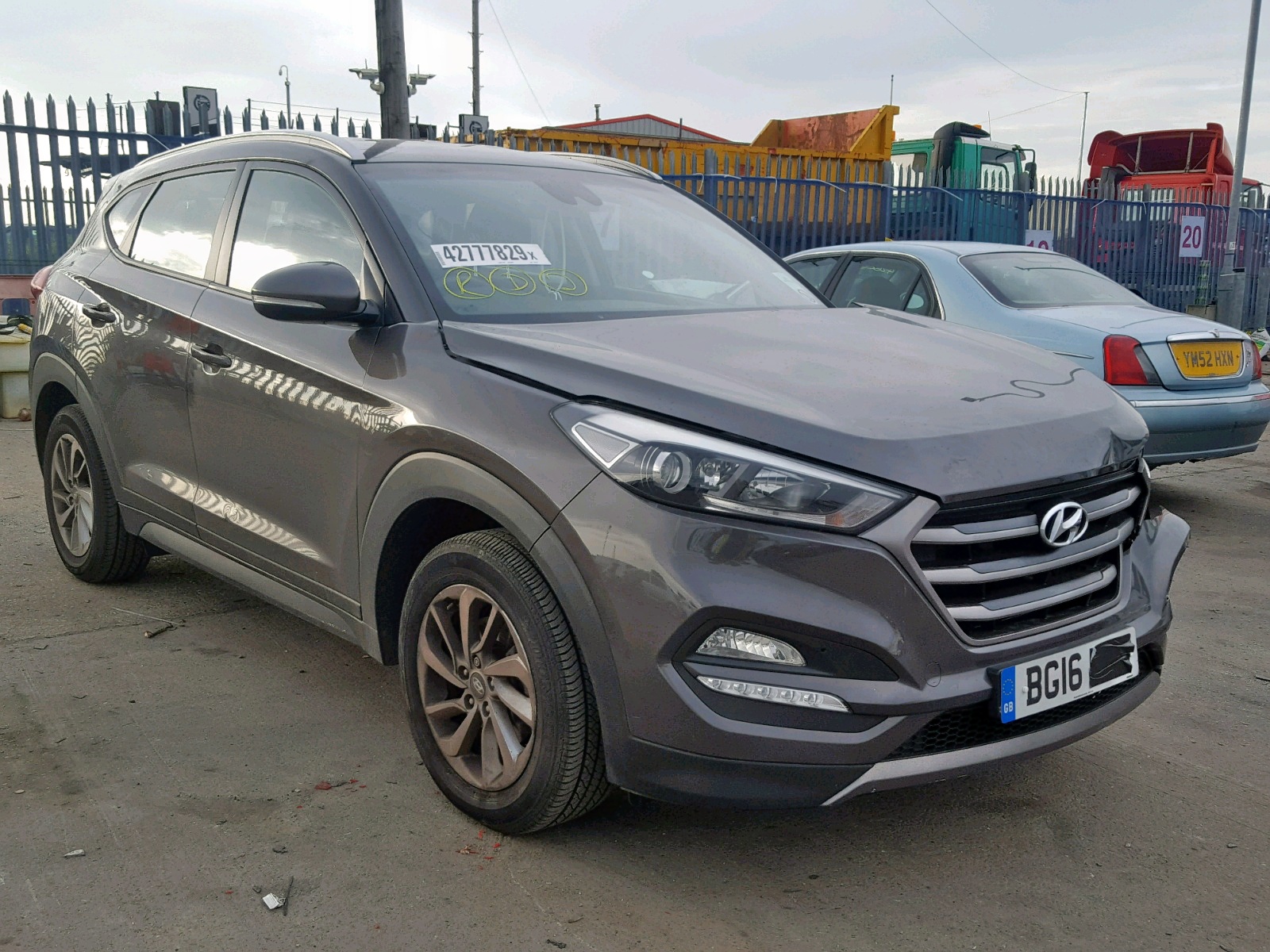 2016 HYUNDAI TUCSON SE for sale at Copart UK - Salvage Car Auctions