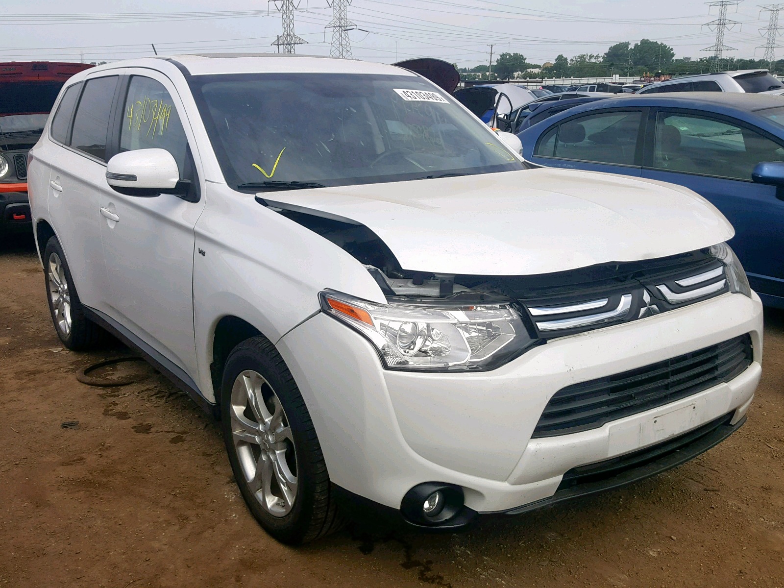 MITSUBISHI OUTLANDER 2014, JA4JZ4AX3EZ002741 — Auto Auction Spot