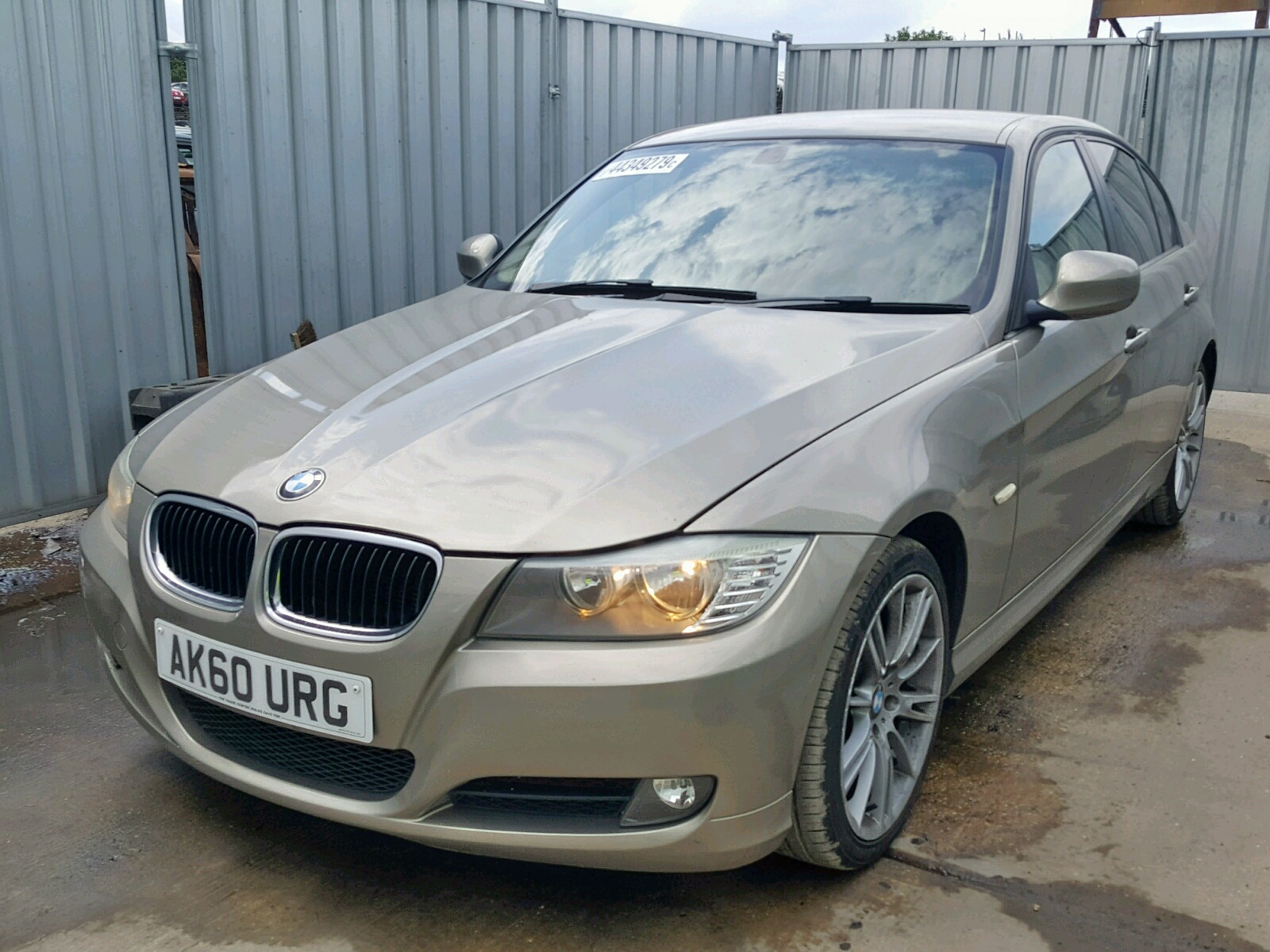 Bmw 318i 2010