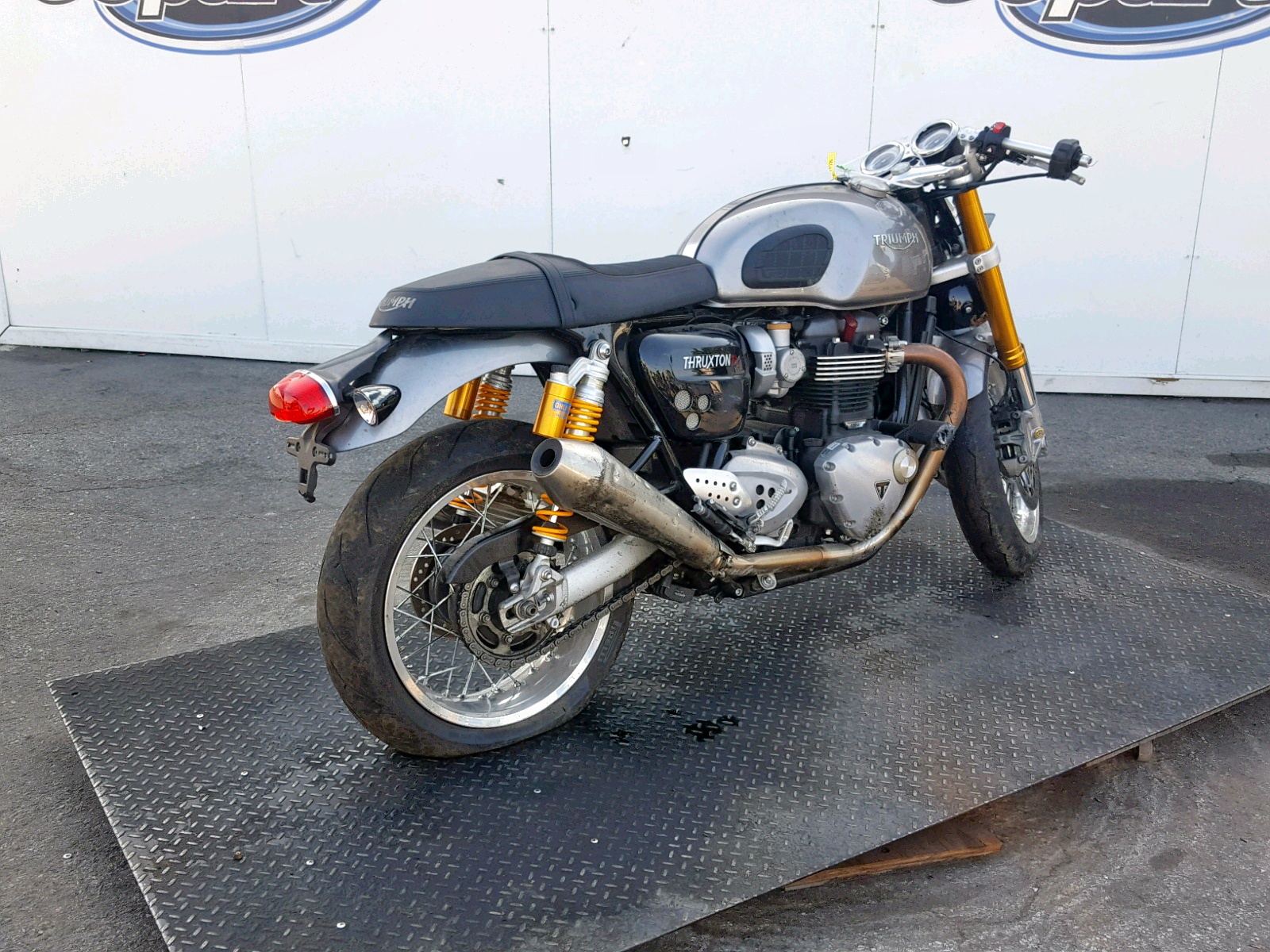 Triumph Thruxton 1200