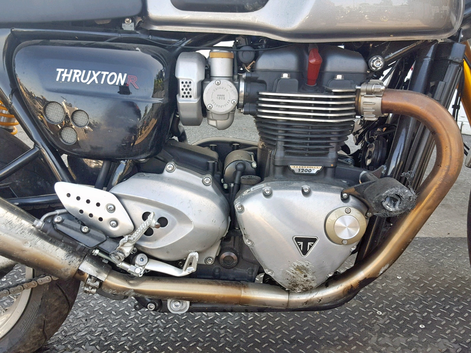 Triumph Thruxton 1200